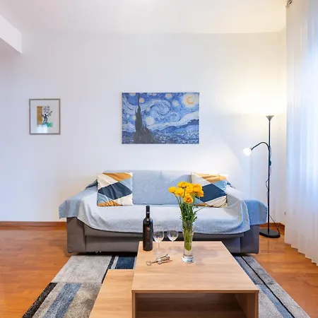 Blu&yellow In Station Apartman Parma