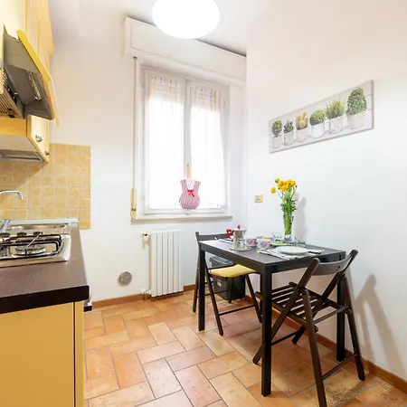 Apartment Blu&yellow In Station Parma